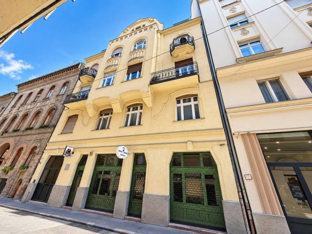 Kiadó téglalakás, albérlet, Budapesten, VI. kerületben