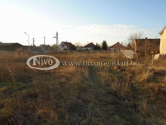 Kiadó telek, Veszprémben 200 E Ft / hó / költözzbe.hu