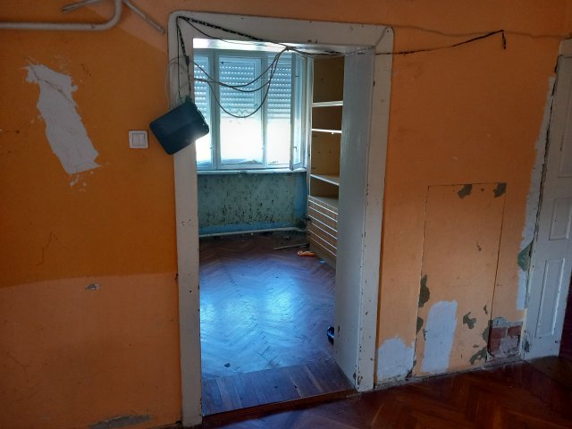 Eladó családi ház, Nován 9.6 M Ft, 3 szobás