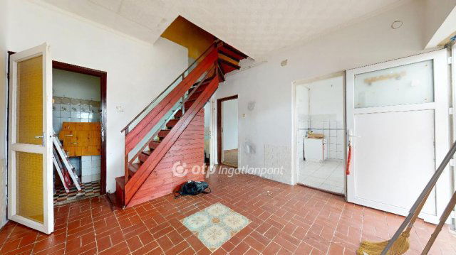 Eladó családi ház, Encsen 6.6 M Ft, 2+2 szobás