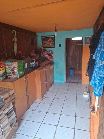 Eladó családi ház, Szakcson 7 M Ft, 2 szobás