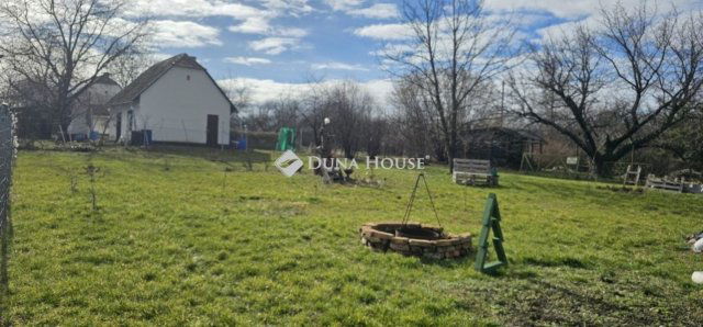 Eladó családi ház, Pellérden 29.99 M Ft, 1 szobás