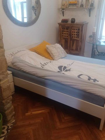 Kiadó téglalakás, albérlet, Szegeden 15 E Ft / hó, 1 szobás