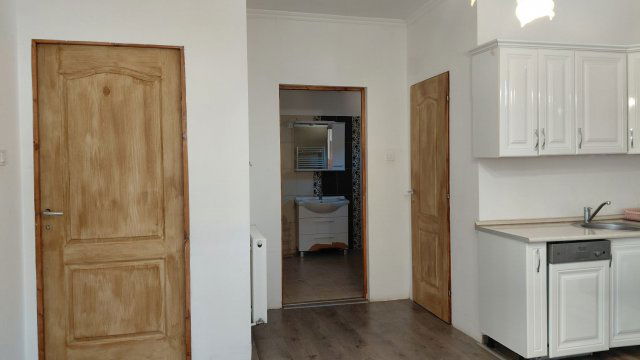 Kiadó ikerház, albérlet, Nyíregyházán 250 E Ft / hó, 3 szobás