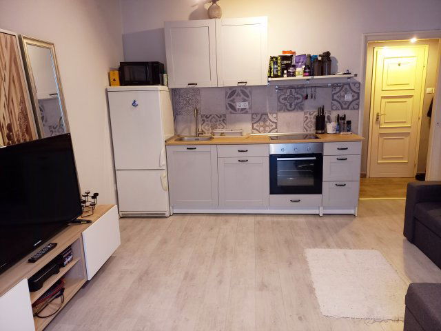 Eladó téglalakás, Budapesten, III. kerületben 50.7 M Ft