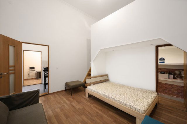 Eladó téglalakás, Budapesten, VI. kerületben 59 M Ft, 1 szobás
