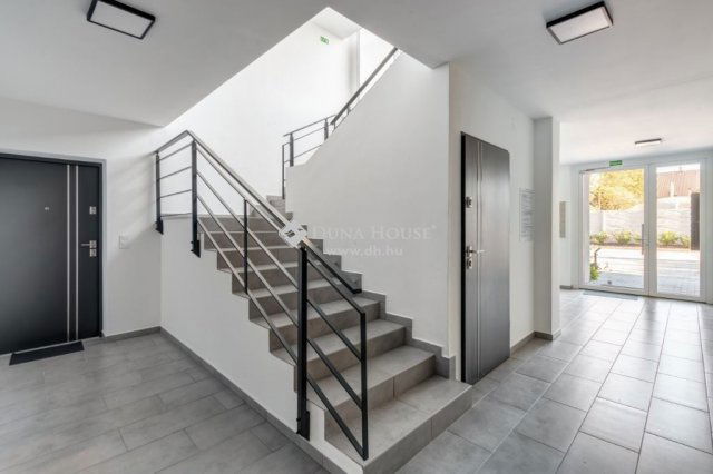 Eladó téglalakás, Dabason 77.872 M Ft, 2 szobás