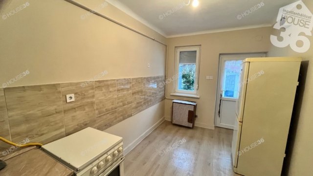 Eladó sorház, Kecskeméten 53 M Ft, 2 szobás