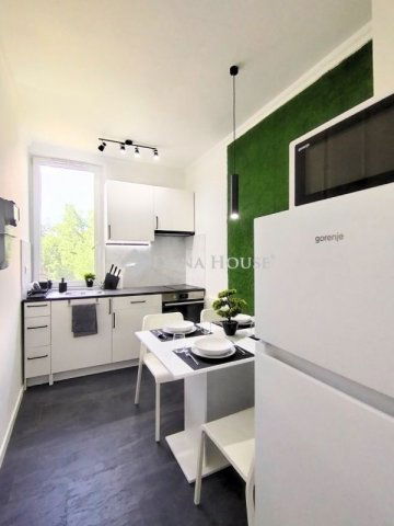 Kiadó téglalakás, albérlet, Debrecenben 240 E Ft / hó, 3 szobás