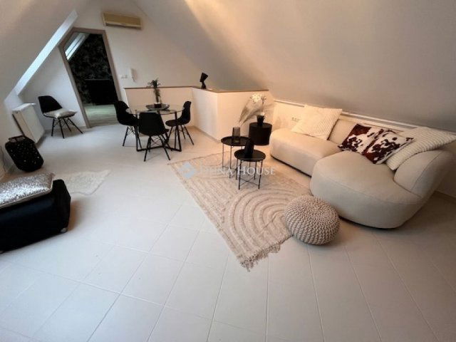 Eladó téglalakás, Kecskeméten 52.9 M Ft, 2 szobás