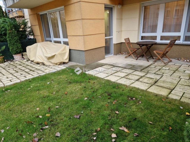 Eladó téglalakás, Budapesten, IV. kerületben 98.9 M Ft, 2 szobás