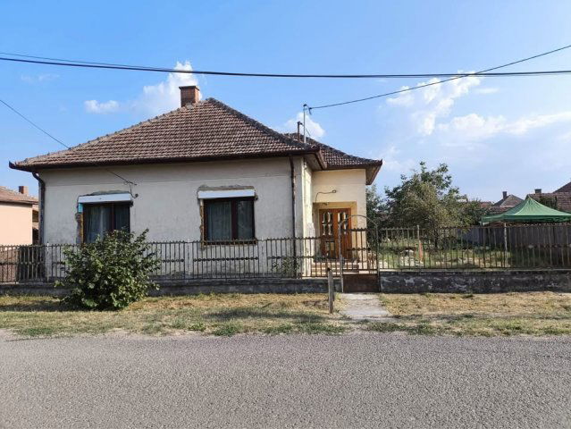 Eladó családi ház, Gyomaendrődön 15 M Ft, 3 szobás