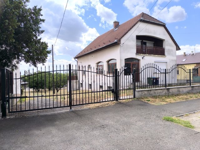 Eladó családi ház, Budapesten, XXIII. kerületben 174.9 M Ft