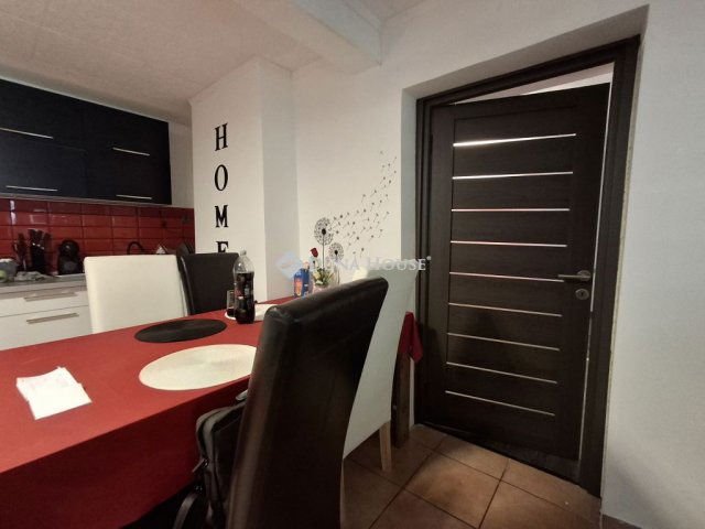 Eladó családi ház, Zsákán 17.5 M Ft, 2 szobás