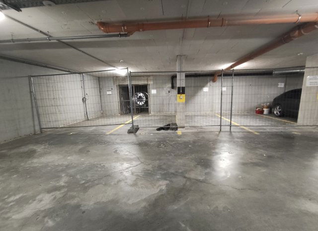 Kiadó garázs, Komáromban 25 E Ft / hó / költözzbe.hu