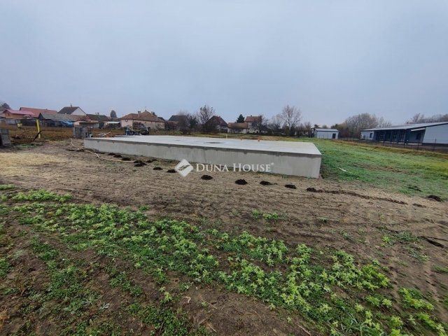 Eladó családi ház, Albertirsán 119.9 M Ft, 4 szobás