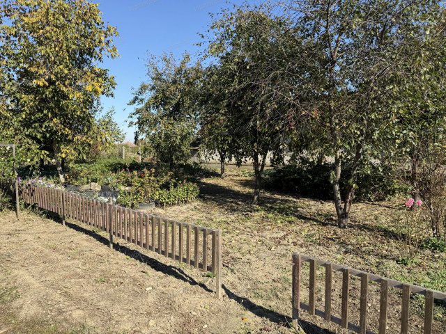 Eladó családi ház, Ököritófülpösön 8.5 M Ft, 2 szobás