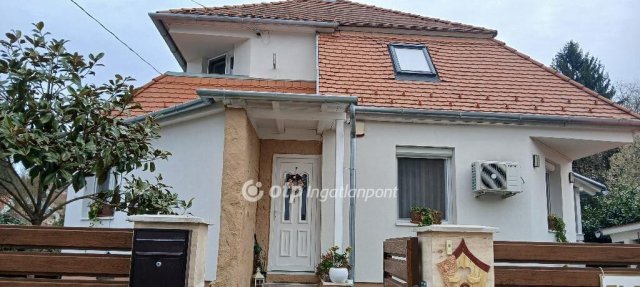 Eladó családi ház, Zalakaroson 145 M Ft, 1+2 szobás