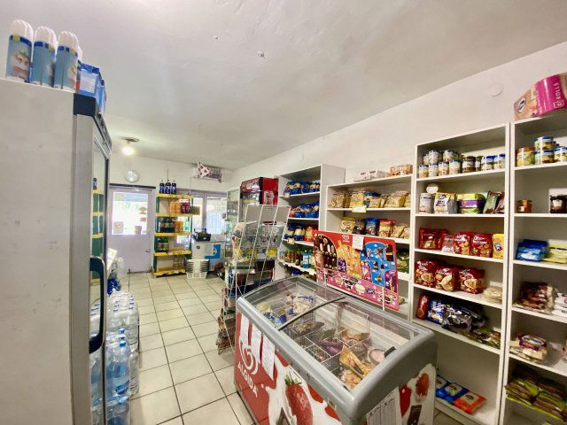 Eladó családi ház, Békéscsabán 79.9 M Ft, 4 szobás