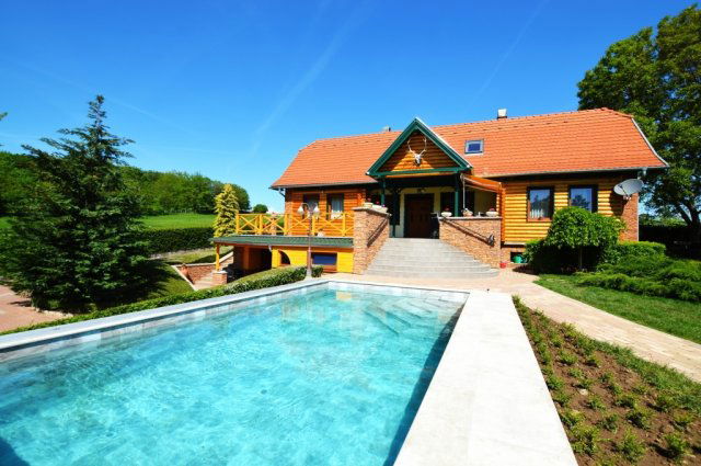 Eladó mezogazdasagi ingatlan, Siófokon 430 M Ft