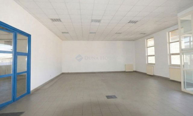 Kiadó üzlethelyiség, Zalaegerszegen 800 E Ft / hó