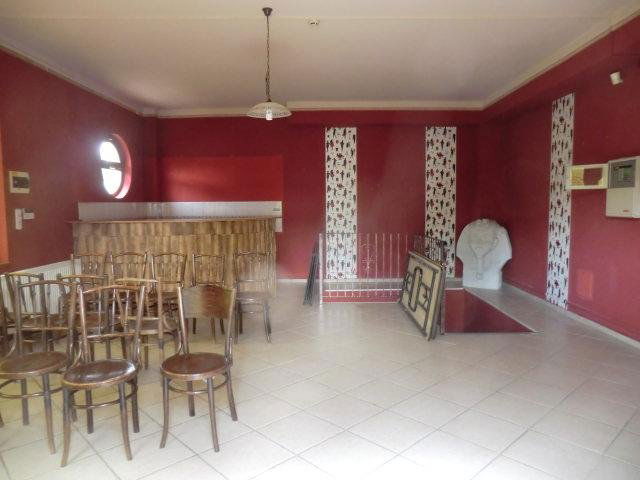 Kiadó üzlethelyiség, Egerben 210 E Ft / hó