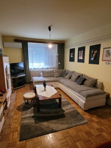Eladó téglalakás, Nyíregyházán 54 M Ft, 3 szobás