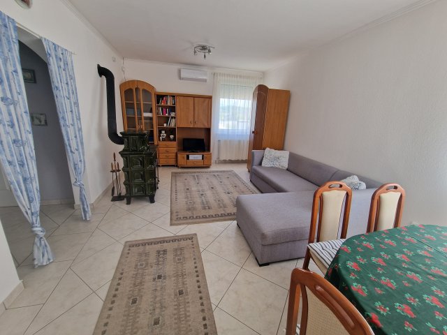 Kiadó családi ház, albérlet, Pilisvörösváron 400 E Ft / hó