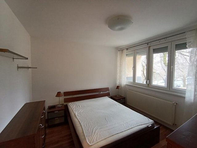 Kiadó téglalakás, albérlet, I. kerületben, Gellérthegy utcában