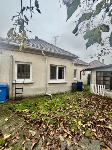 Eladó családi ház, Mosonmagyaróváron 89.99 M Ft, 2 szobás