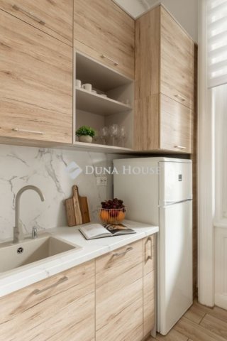 Eladó téglalakás, Debrecenben 81 M Ft, 2 szobás