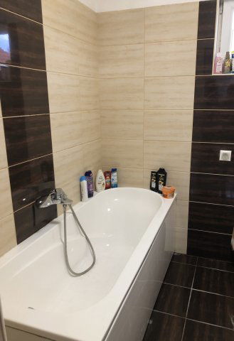 Eladó téglalakás, Szentendrén 118.99 M Ft, 4 szobás