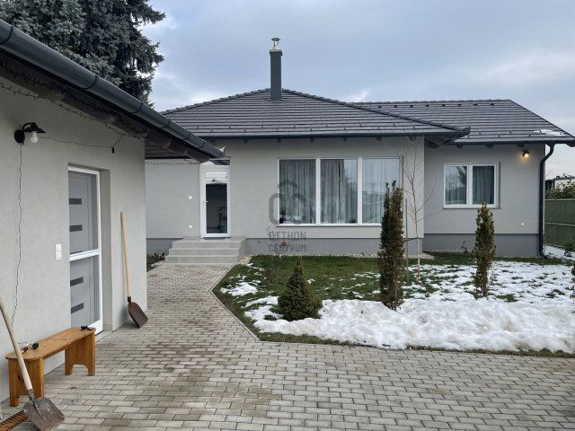 Eladó családi ház, Diósdon 185.9 M Ft, 3 szobás