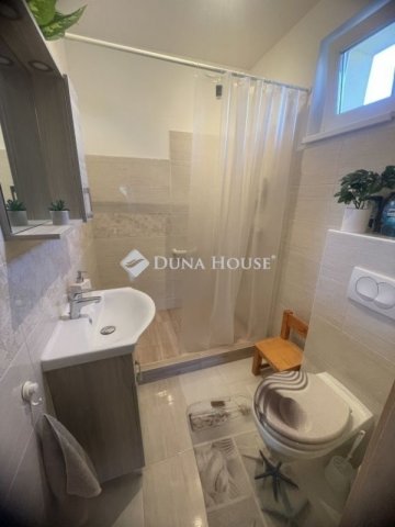 Eladó családi ház, Kecskeméten 99.5 M Ft, 4 szobás