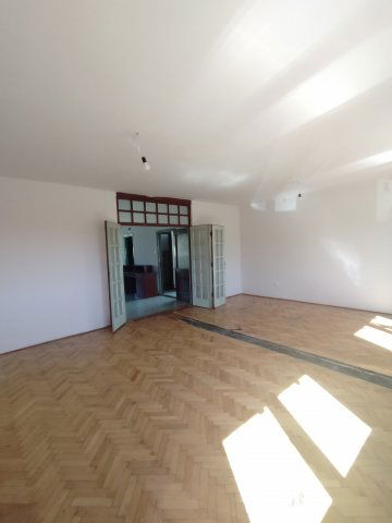 Eladó ikerház, Debrecenben 70.9 M Ft, 4 szobás