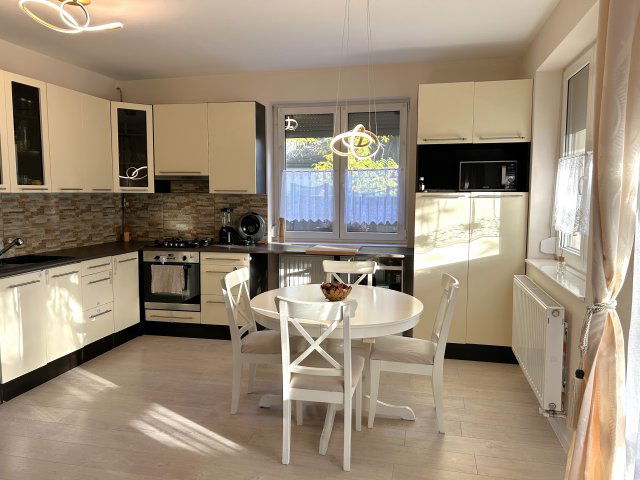 Eladó sorház, Gyömrőn 125 M Ft, 3+2 szobás