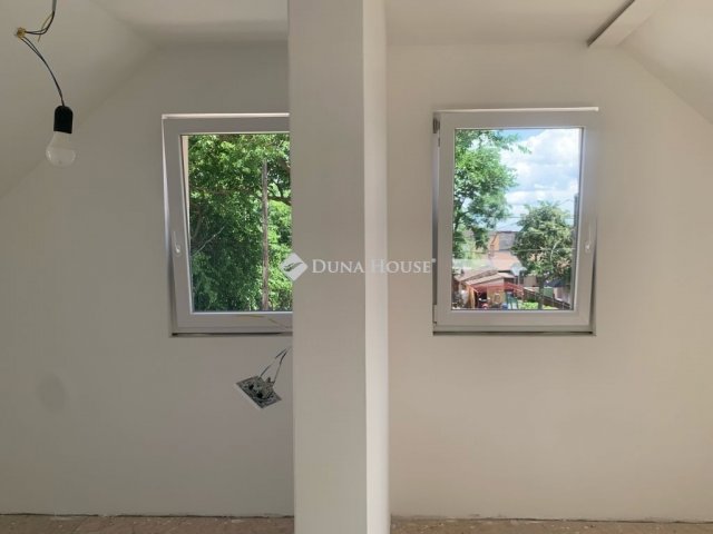 Eladó téglalakás, Budapesten, XX. kerületben 69.9 M Ft, 3 szobás