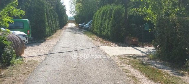 Eladó mezogazdasagi ingatlan, Érden 220 M Ft, 3 szobás