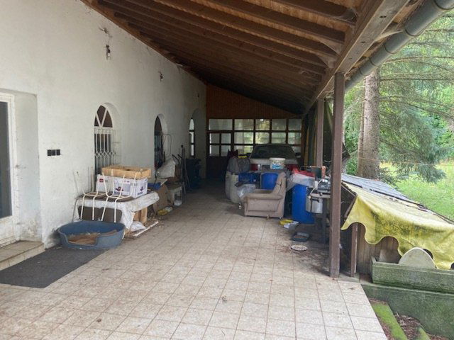 Eladó családi ház, Márkón 230 M Ft, 10+5 szobás