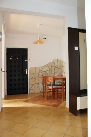 Eladó panellakás, Sárváron 50 M Ft, 3 szobás