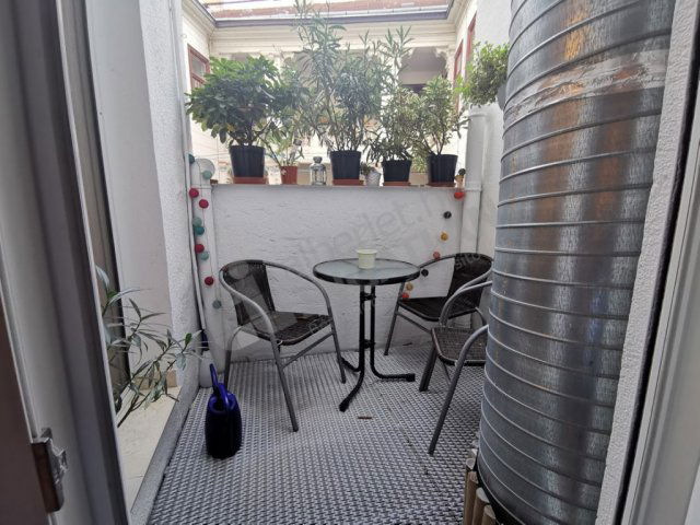 Kiadó téglalakás, albérlet, V. kerületben, Kálvin téren