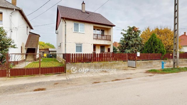 Eladó családi ház, Tiszavasváriban 36.9 M Ft, 3+2 szobás
