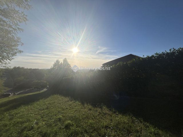 Eladó telek, Veresegyházon 97.99 M Ft / költözzbe.hu