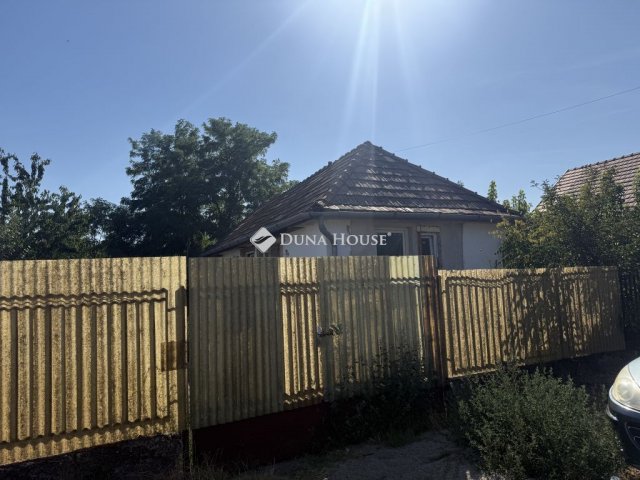 Eladó családi ház, Monorierdőn 24.5 M Ft, 2 szobás