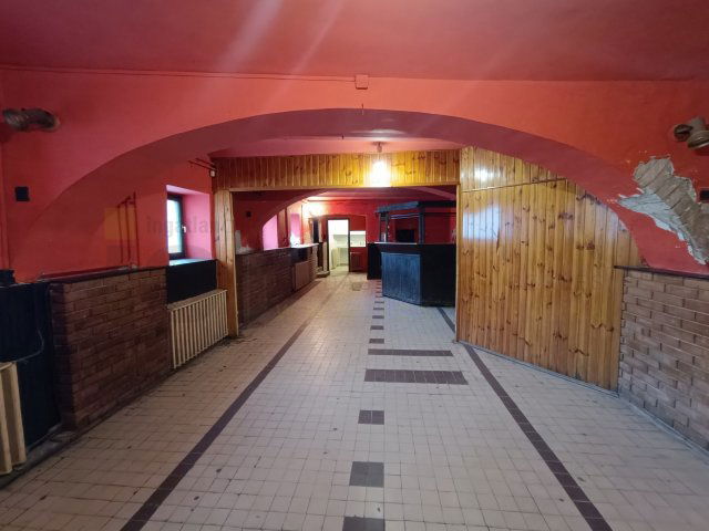 Kiadó ipari ingatlan, Szegeden, Gólya utcában 85 E Ft / hó