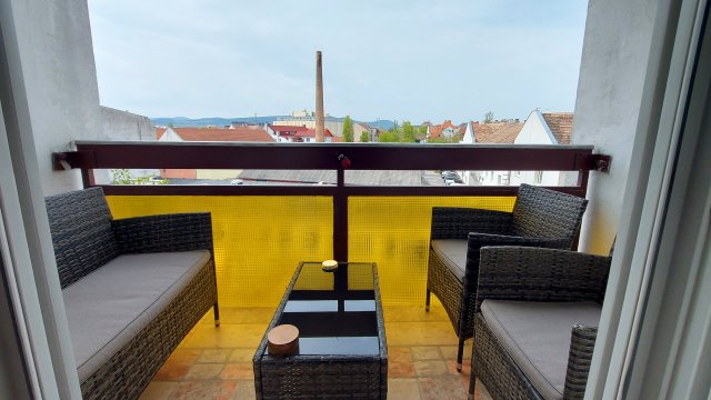 Eladó panellakás, Budapesten, IV. kerületben, Aradi utcában