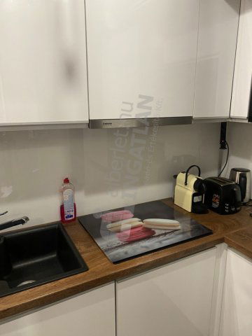 Kiadó téglalakás, albérlet, VI. kerületben, Ó utcában