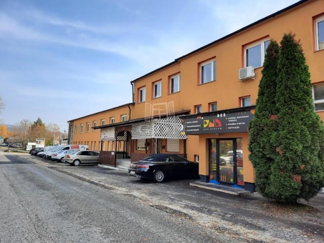 Kiadó ipari ingatlan, Solymáron 250 E Ft / hó