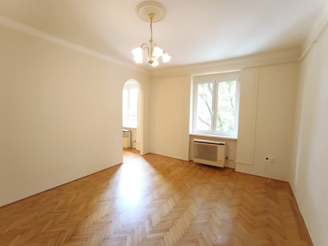 Eladó téglalakás, Miskolcon 39.5 M Ft, 3 szobás