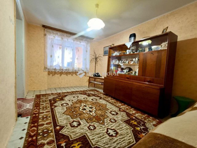 Eladó családi ház, Nagykőrösön 30.5 M Ft, 2 szobás